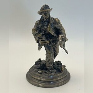 Red hats of courage by vanmark 2002 pewter figurine numbered